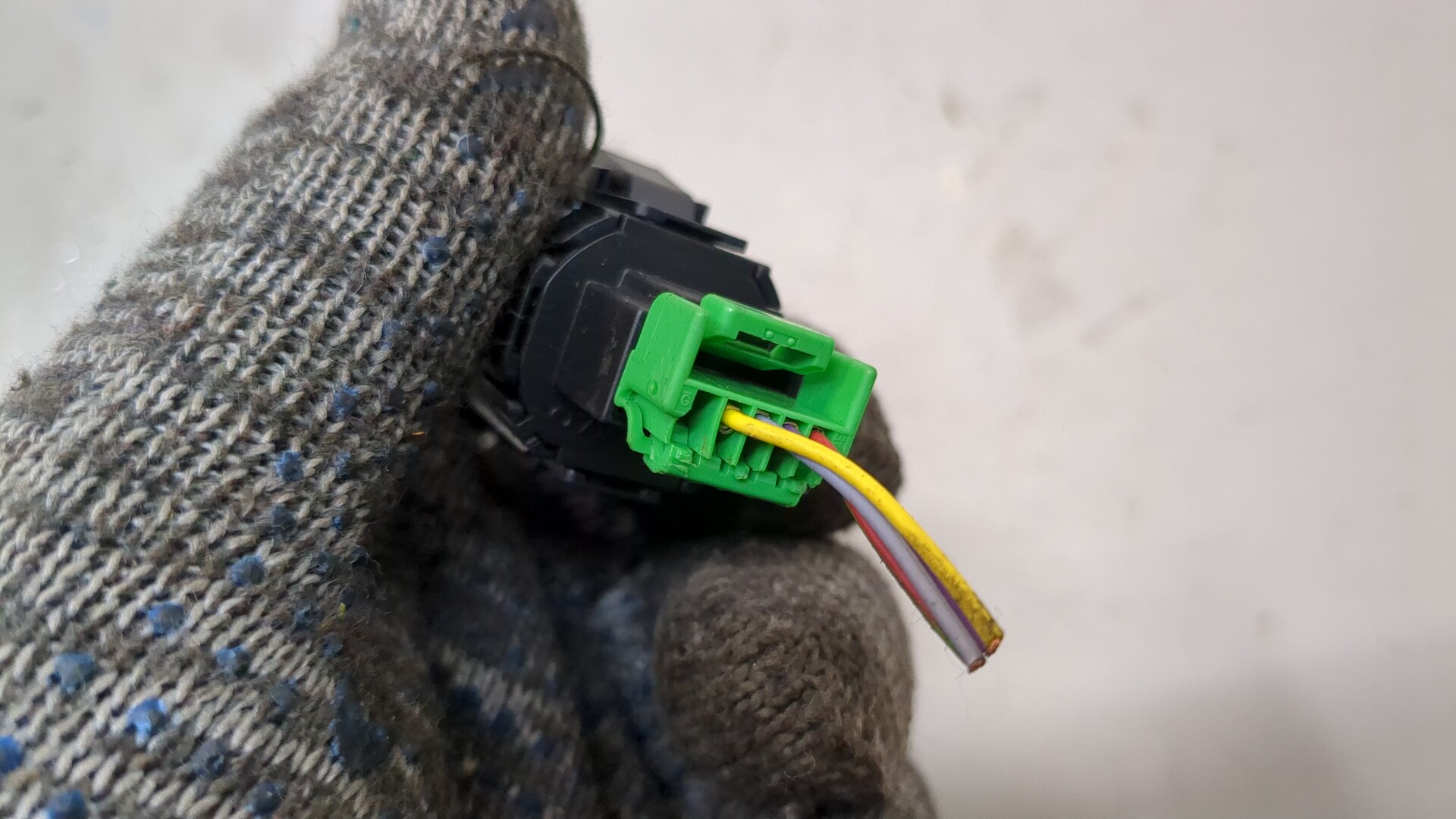 Кнопка запуска двигателя