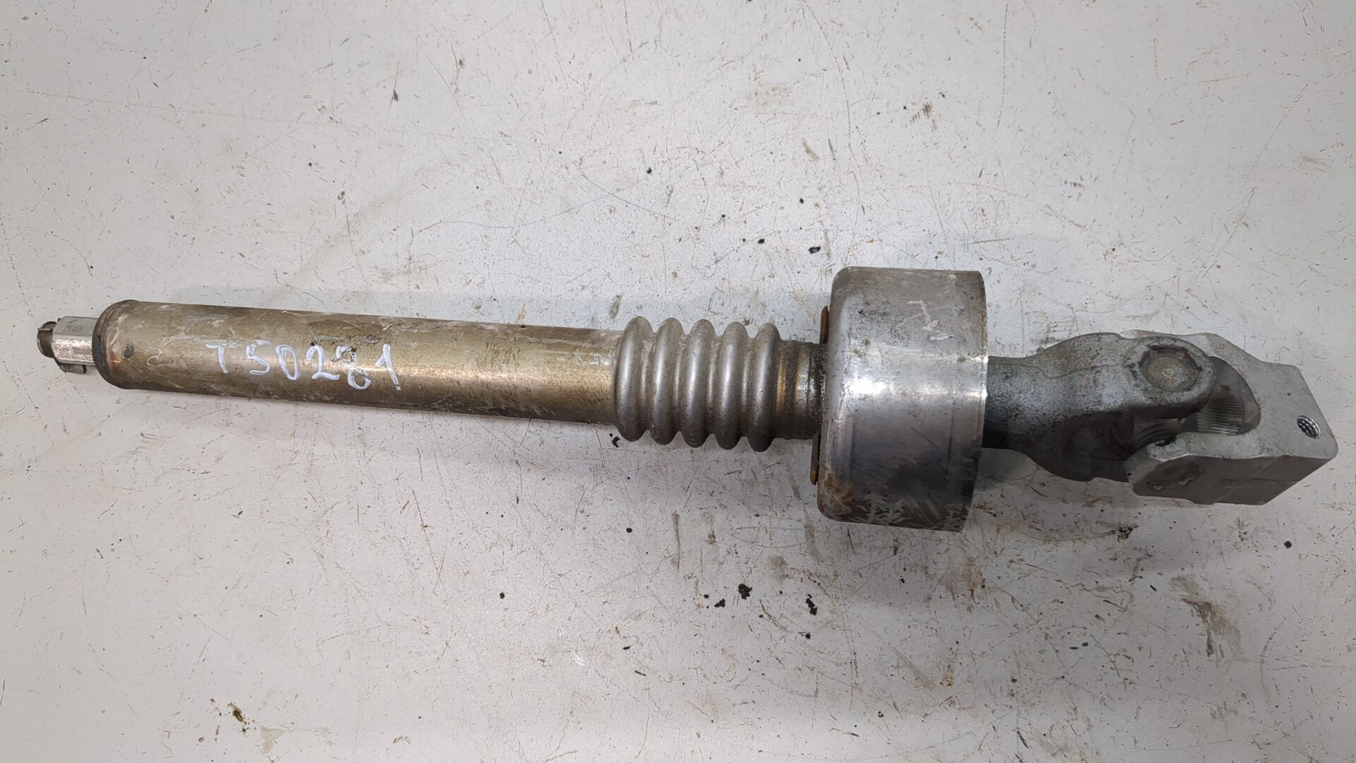 Кардан рулевой