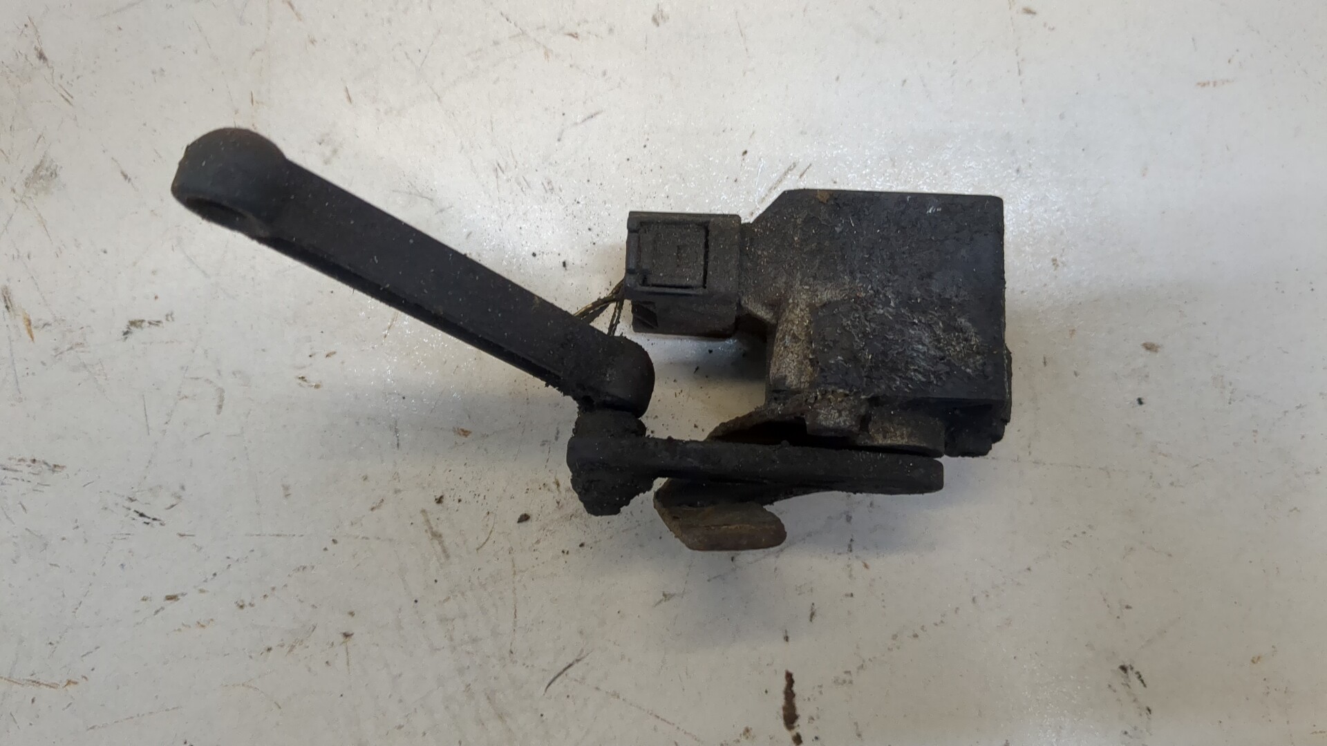 Датчик регулировки дорож. просвета