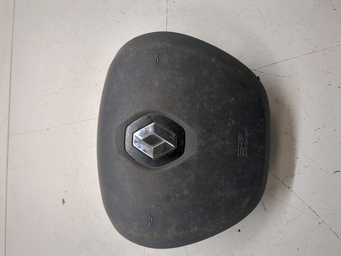 Подушка безопасности в рулевое колесо