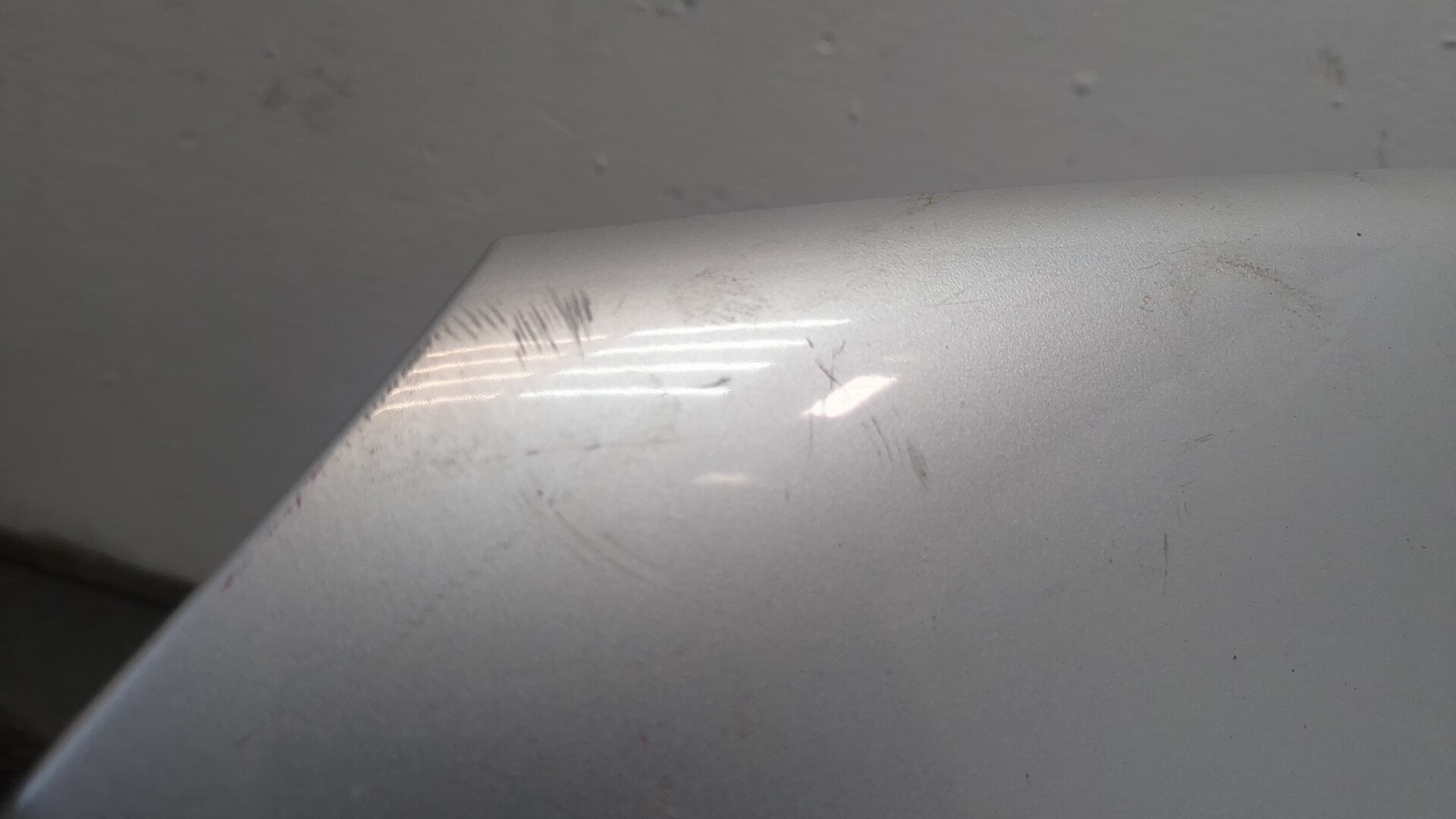 Крыло переднее левое