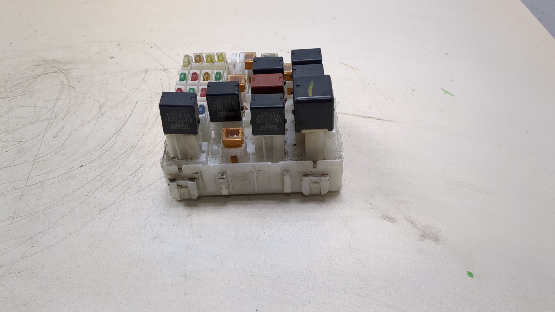 Блок предохранителей