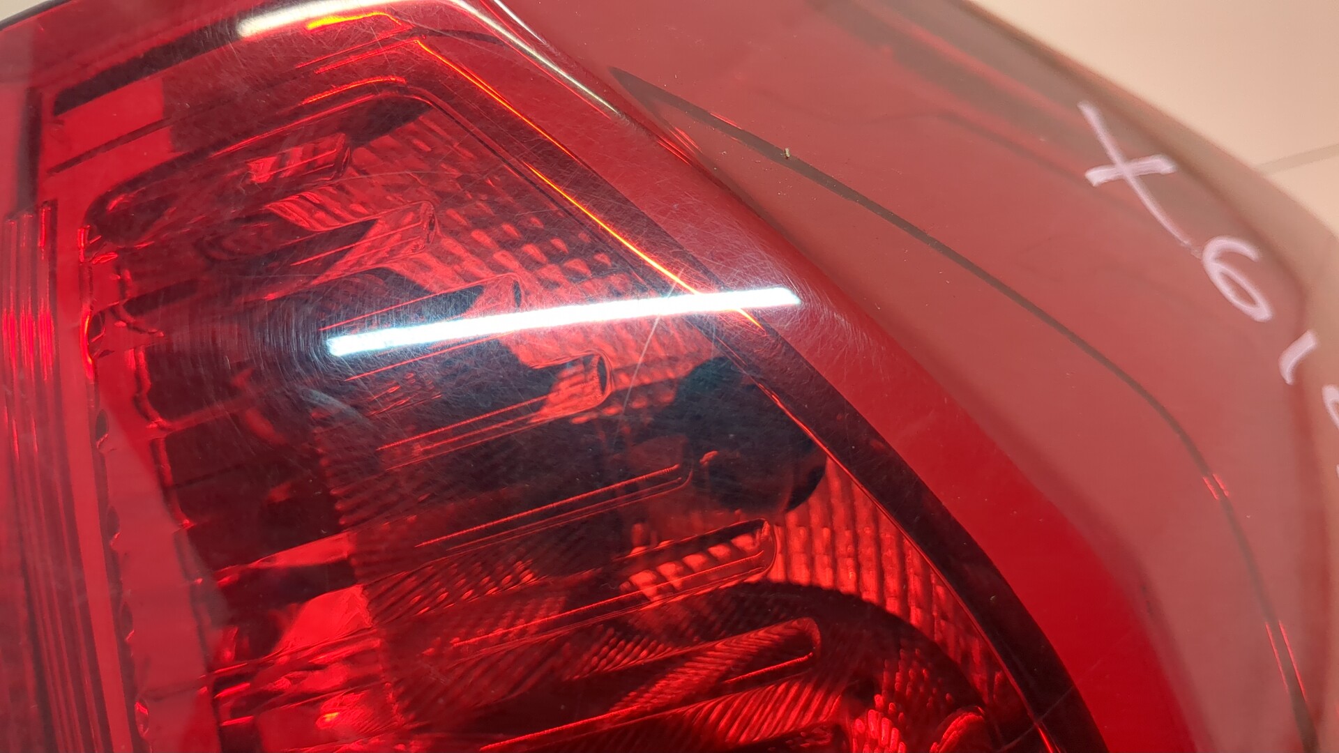 Фонарь задний правый