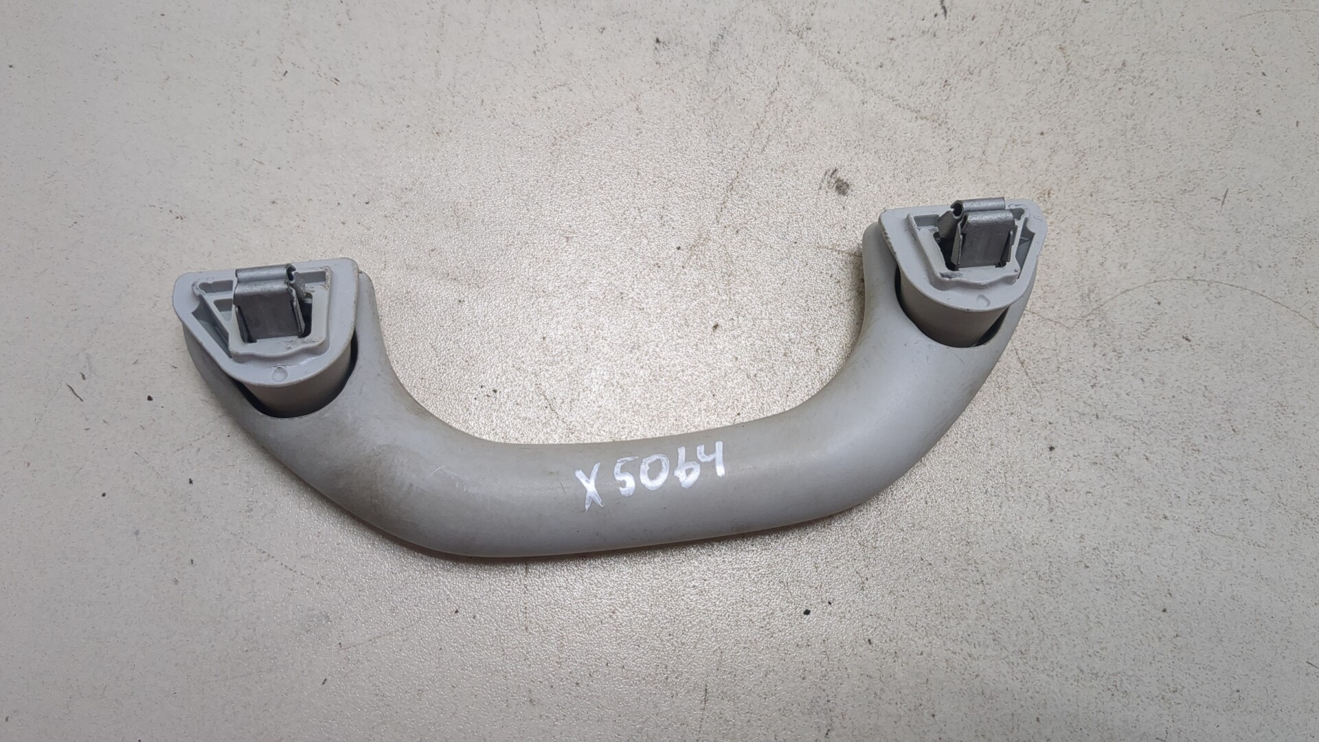 Ручка внутренняя потолочная