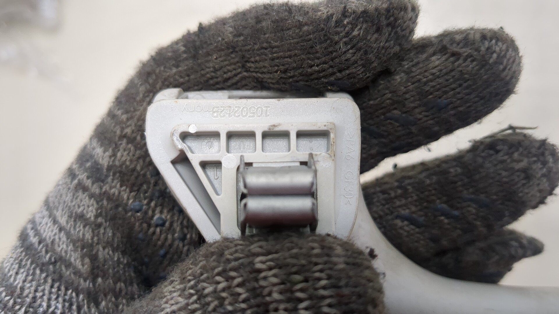 Ручка внутренняя потолочная