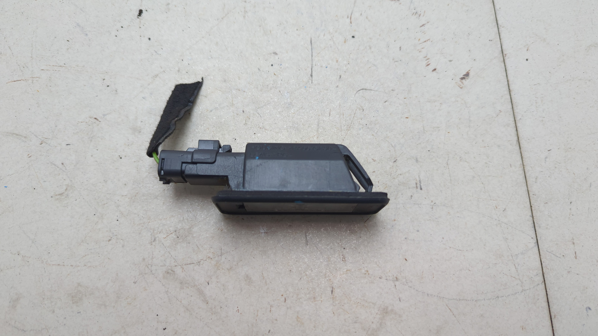 Фонарь подсветки номера