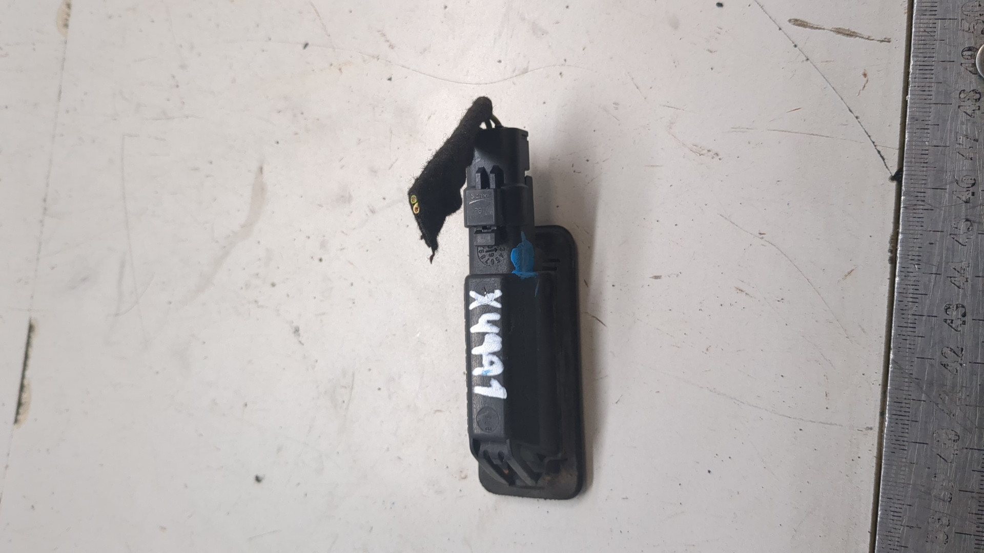 Фонарь подсветки номера