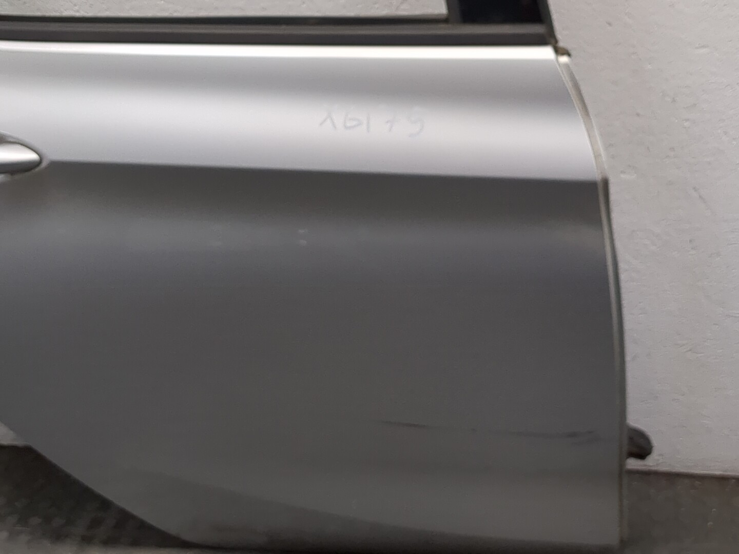 Дверь задняя правая