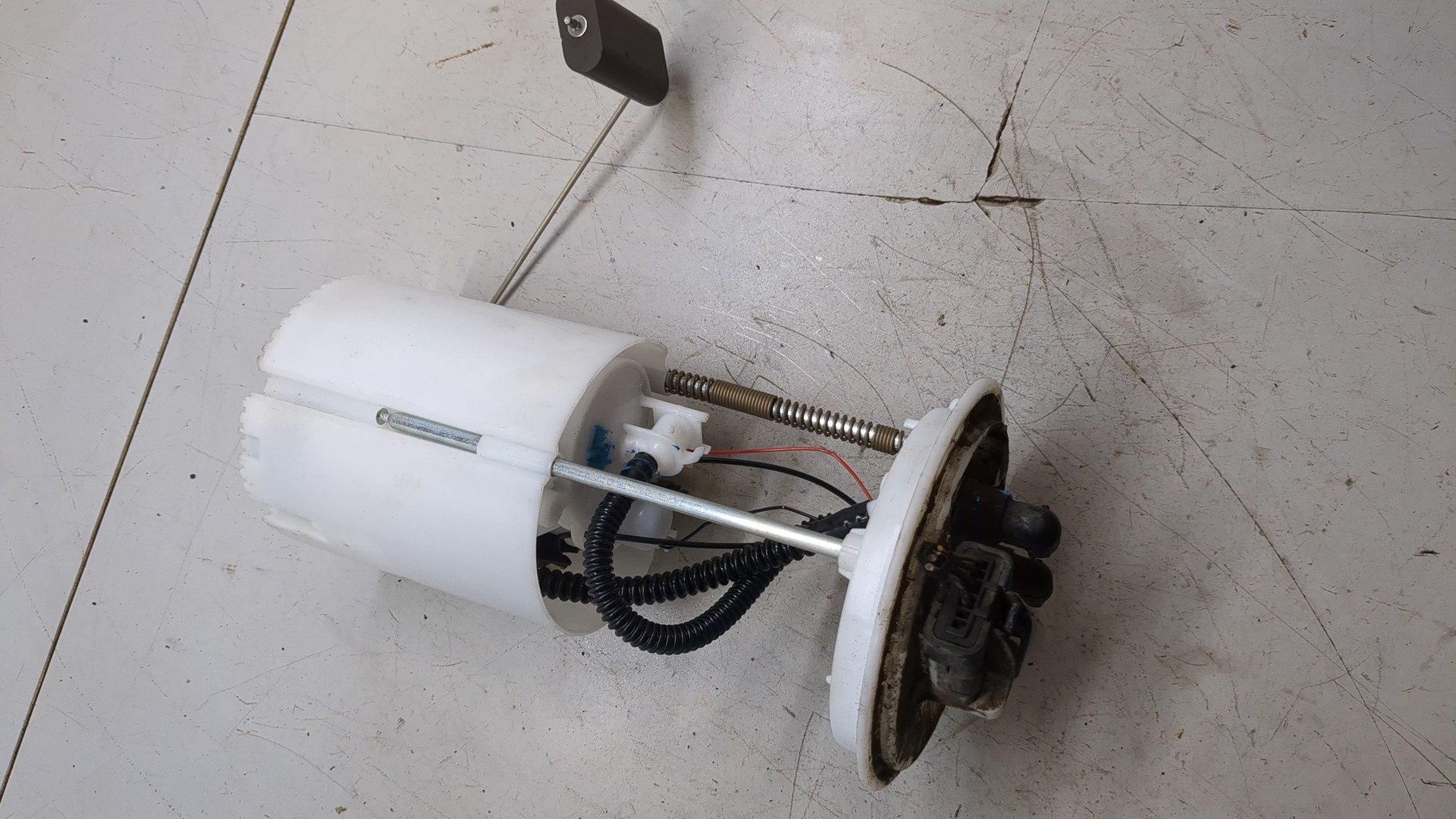 Насос топливный электрический