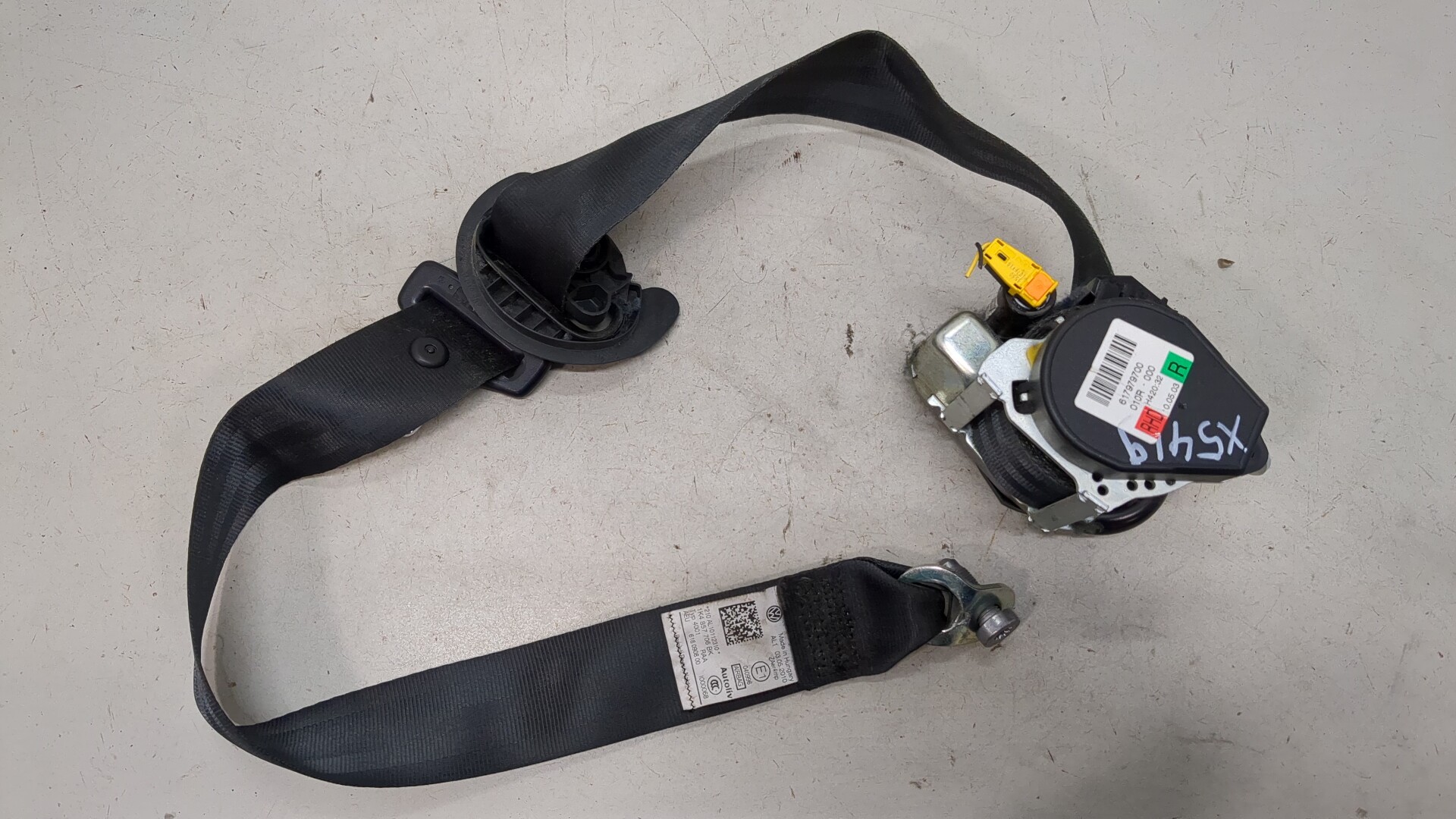 Ремень безопасности