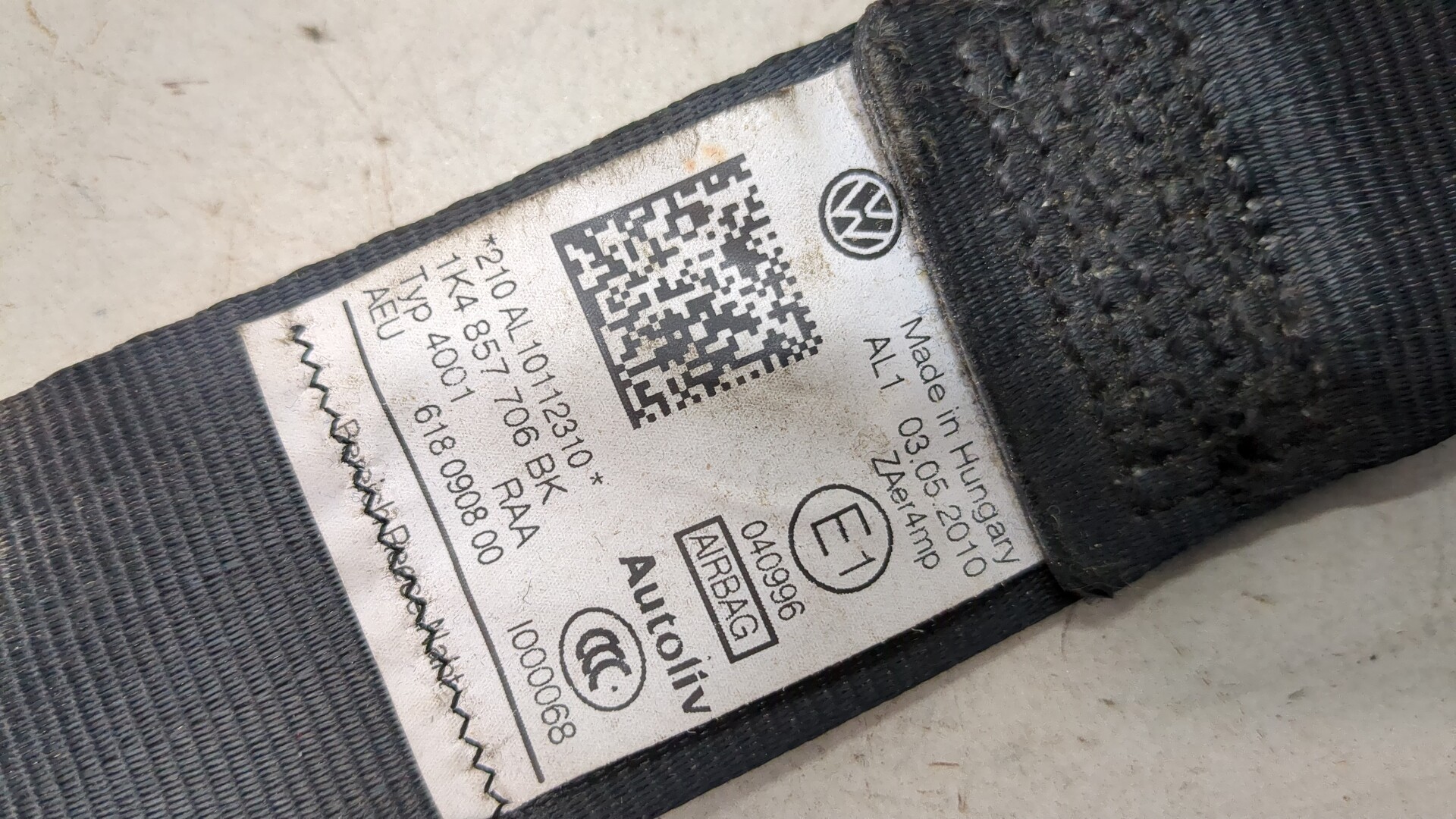 Ремень безопасности