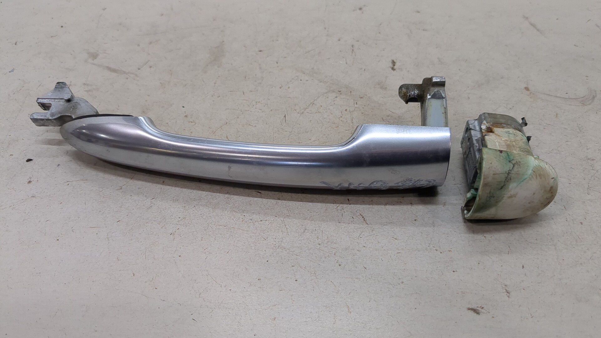 Ручка двери наружная