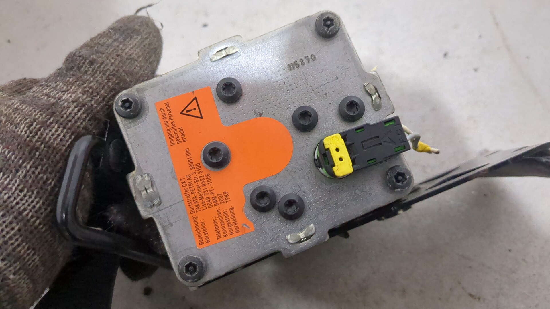 Ремень безопасности