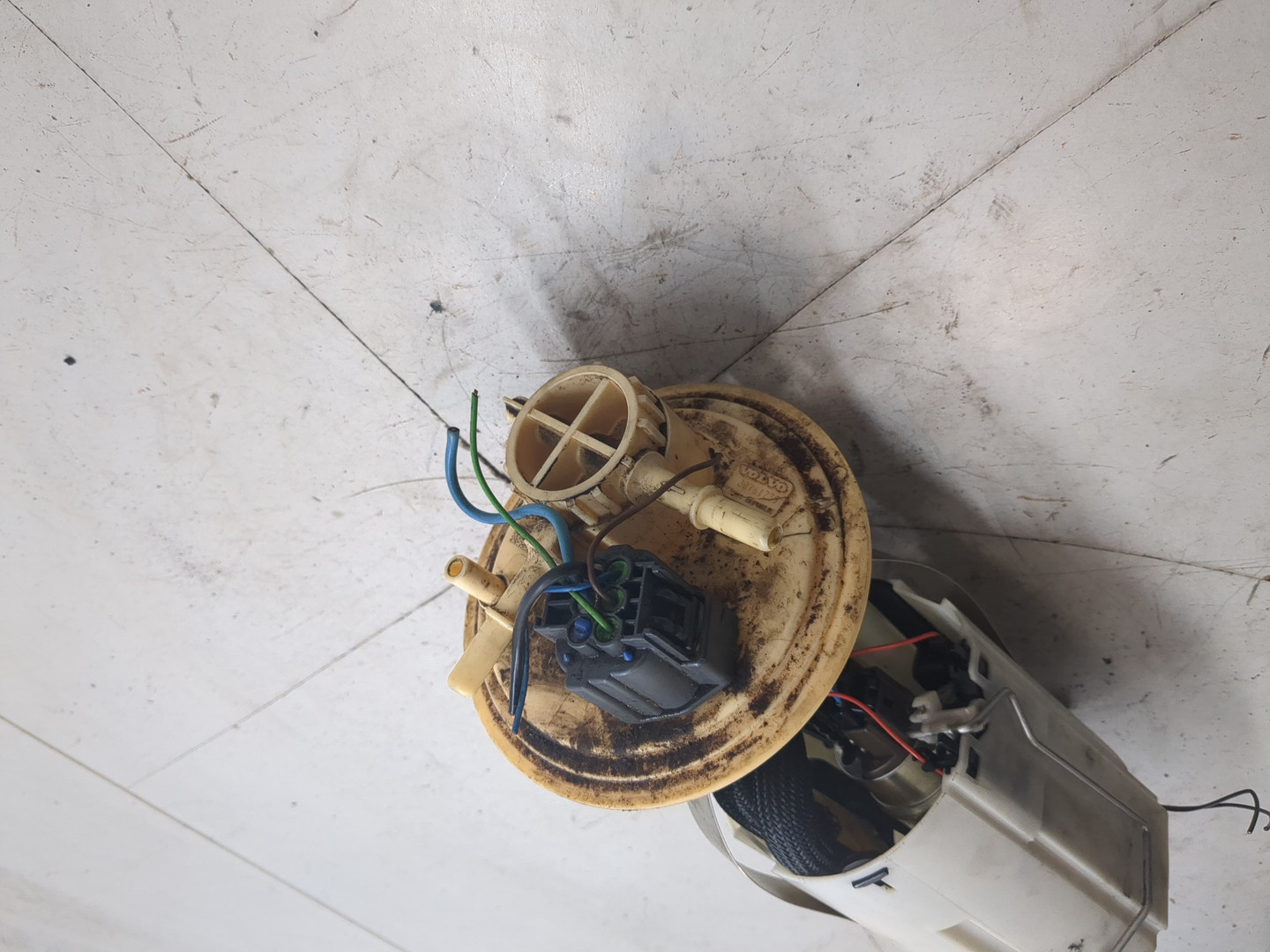 Насос топливный электрический