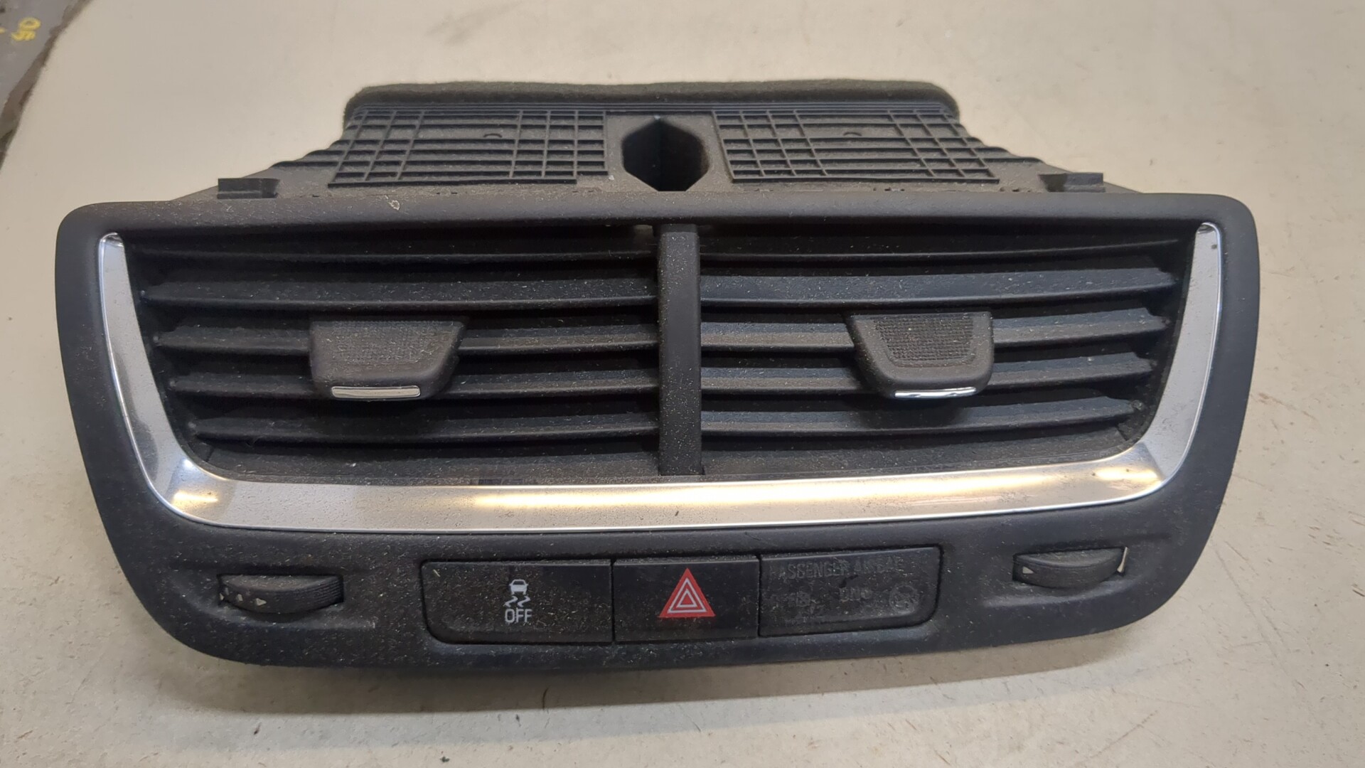 Дефлектор воздушный