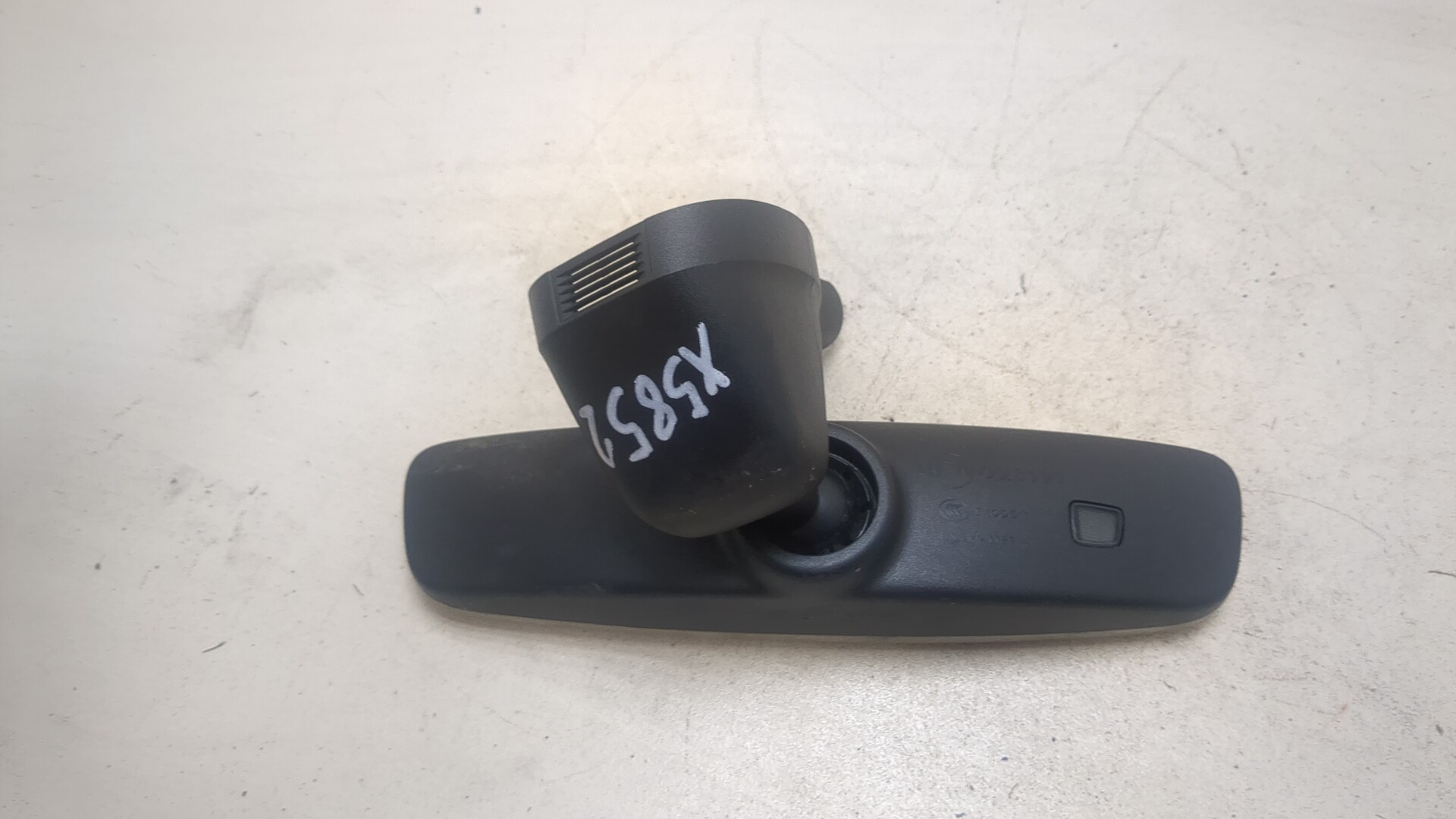 Зеркало заднего вида