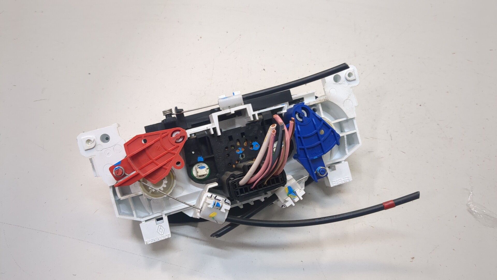 Переключатель отопителя