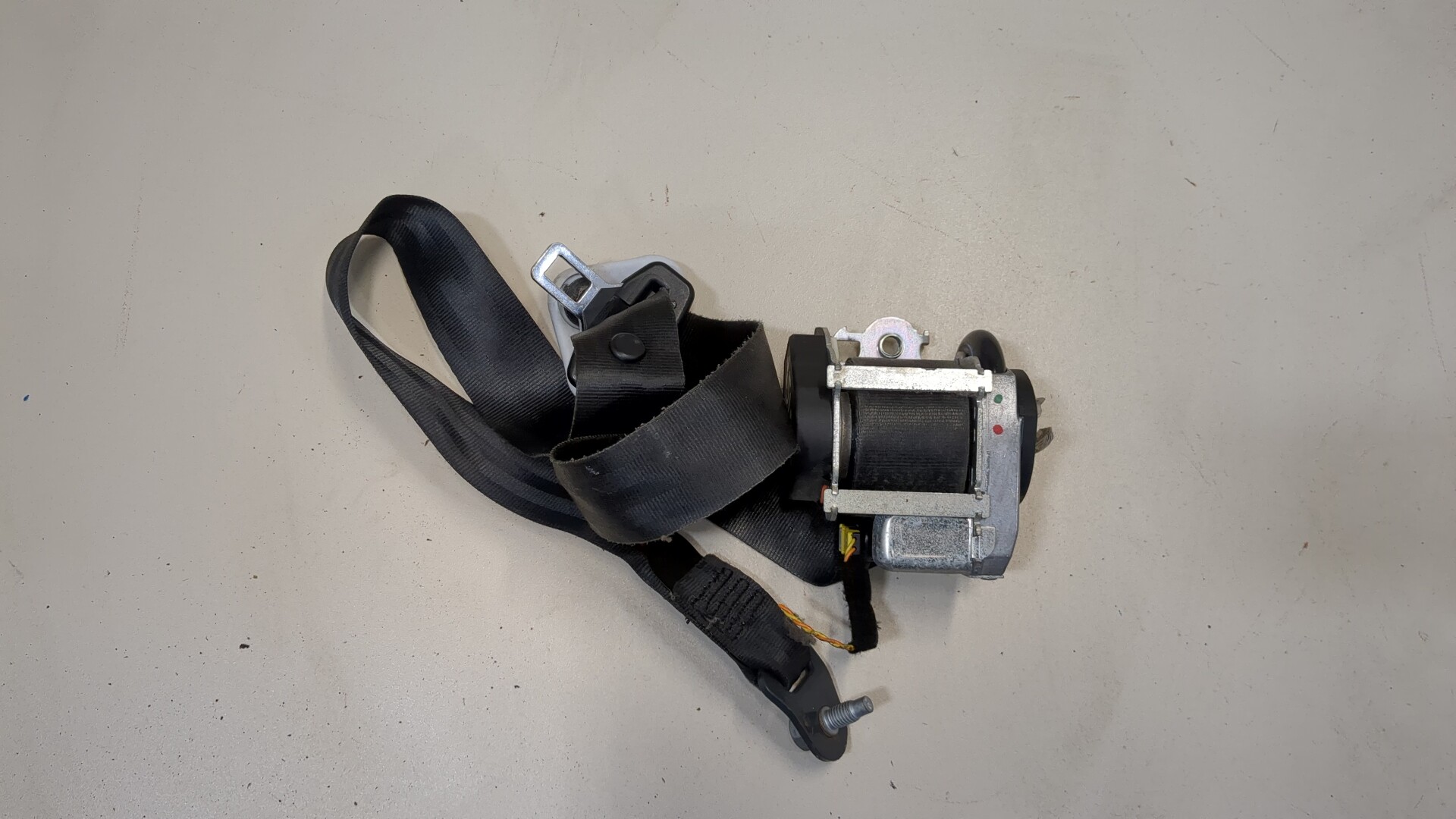 Ремень безопасности