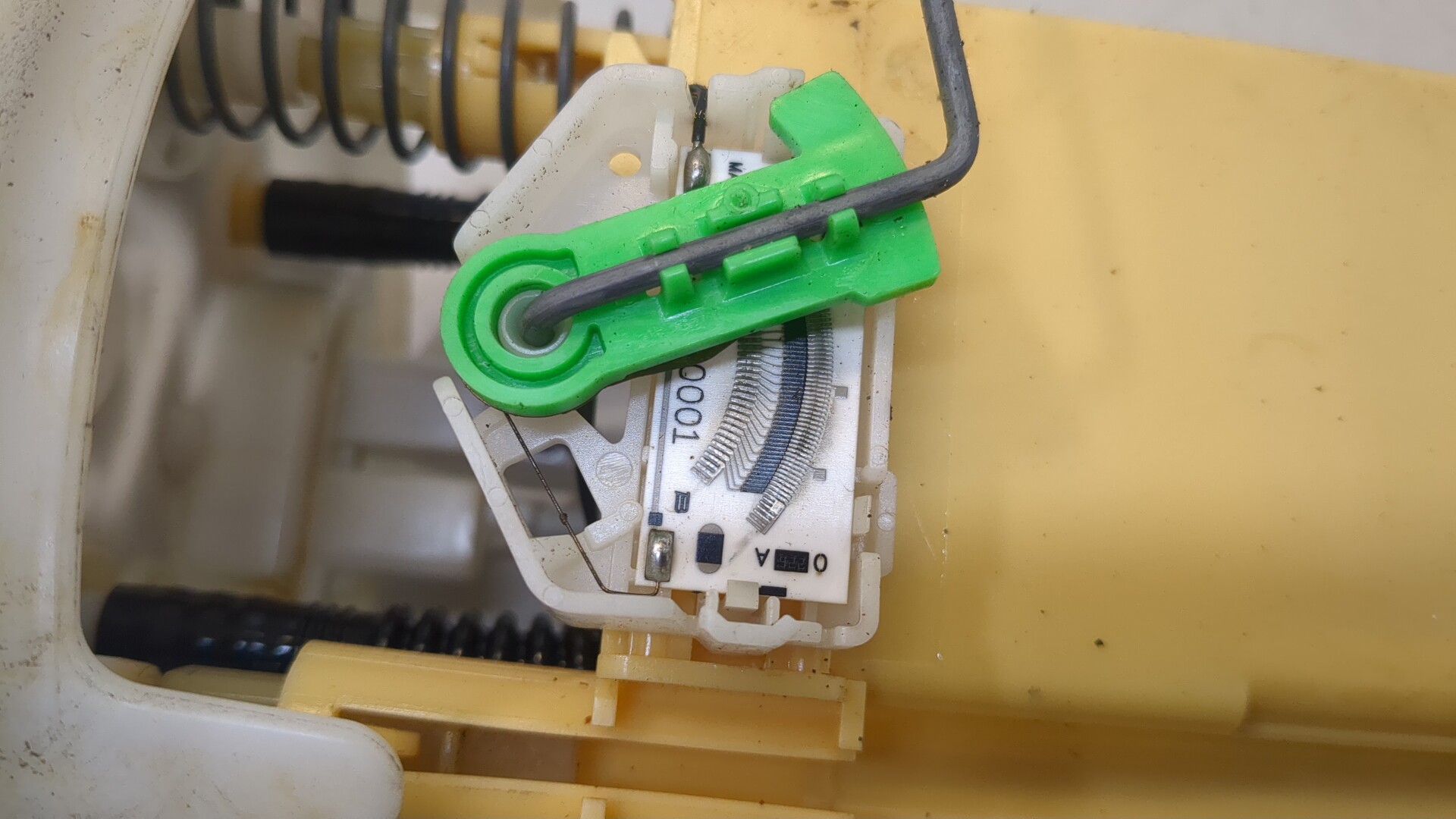 Датчик уровня топлива