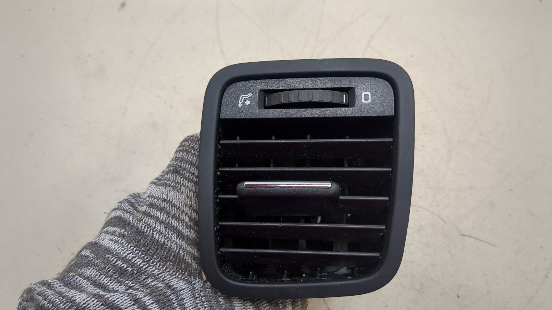 Дефлектор воздушный