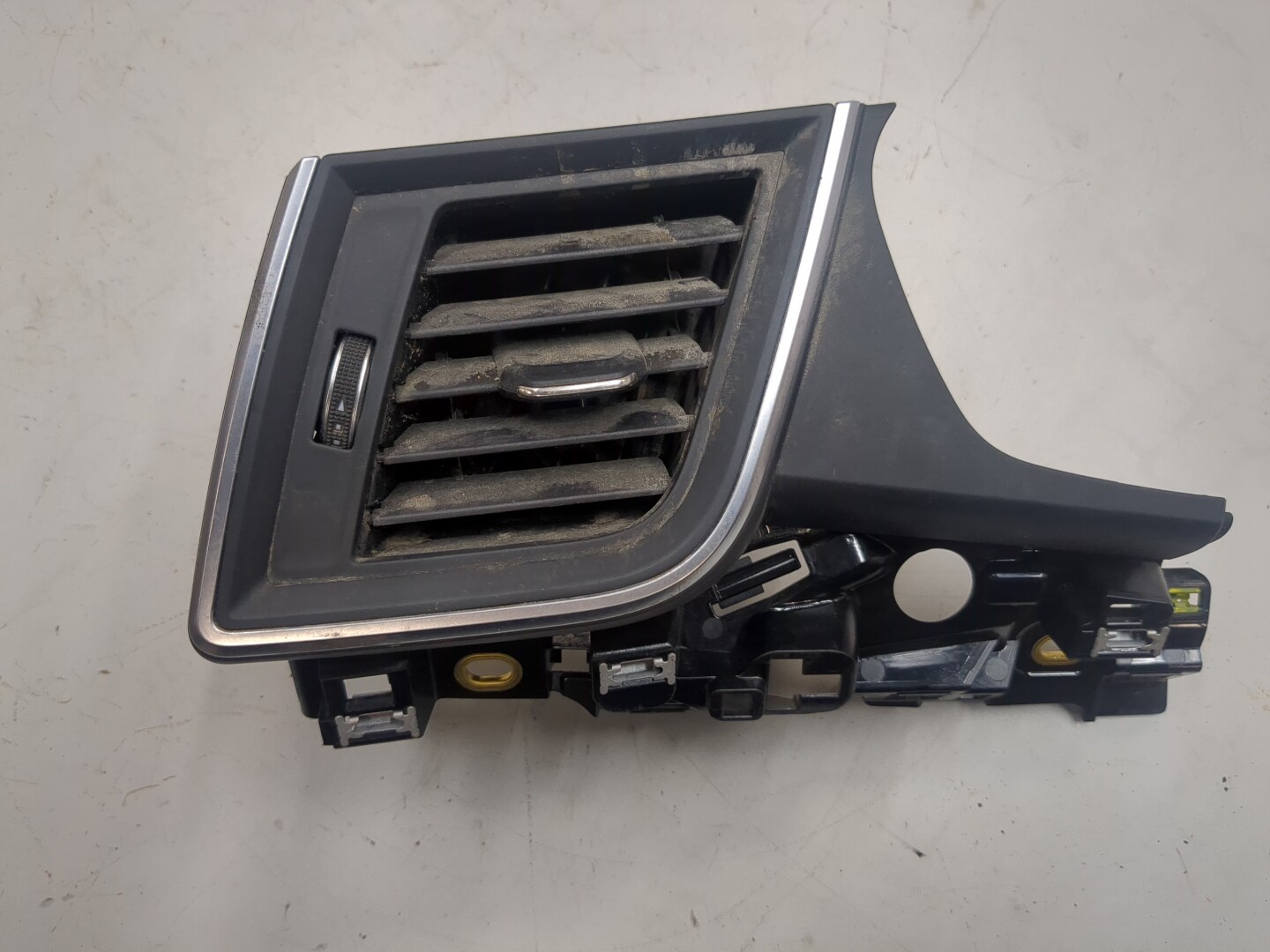 Дефлектор воздушный