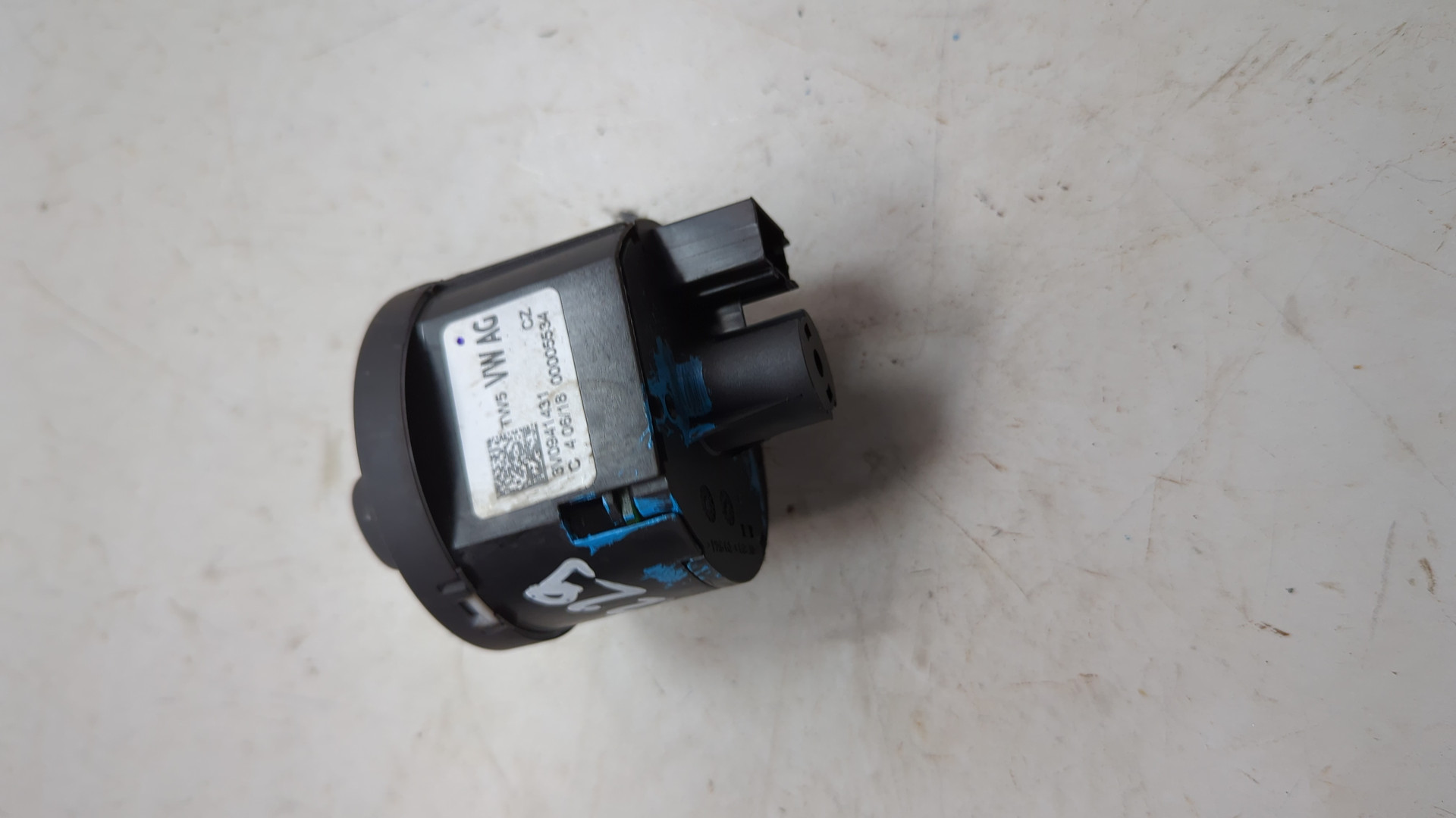 Переключатель света фар