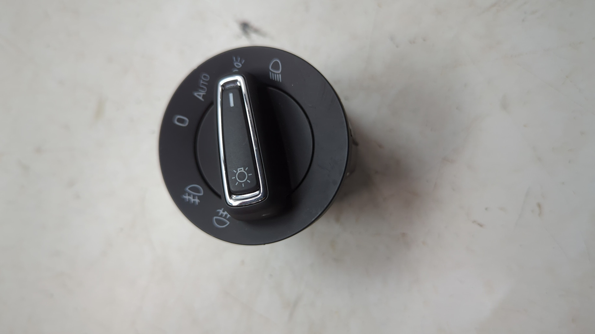 Переключатель света фар