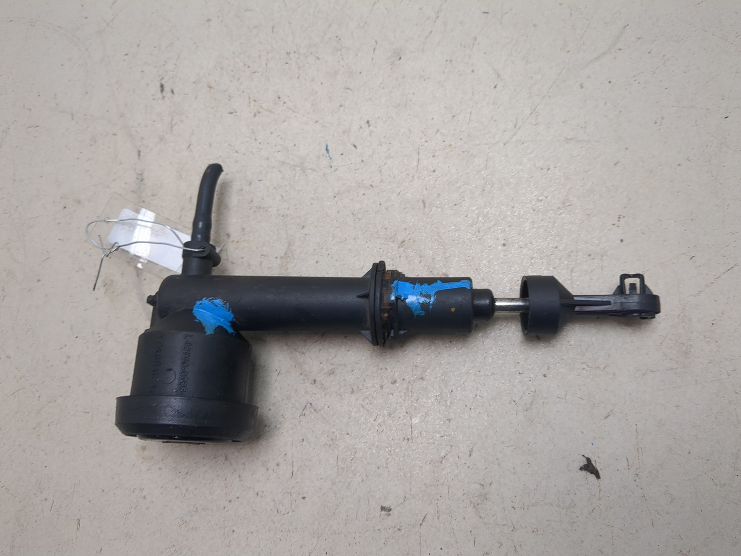 Цилиндр сцепления главный