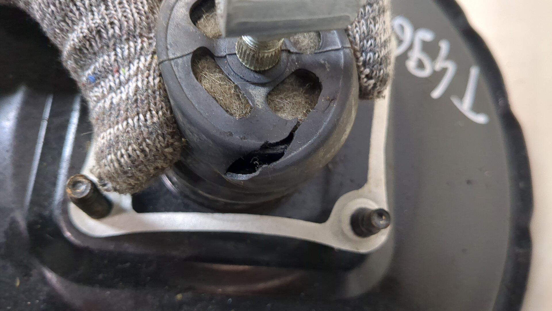 Цилиндр тормозной главный