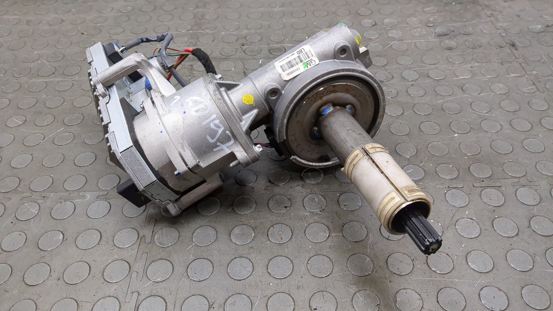 Серводвигатель рулевой рейки