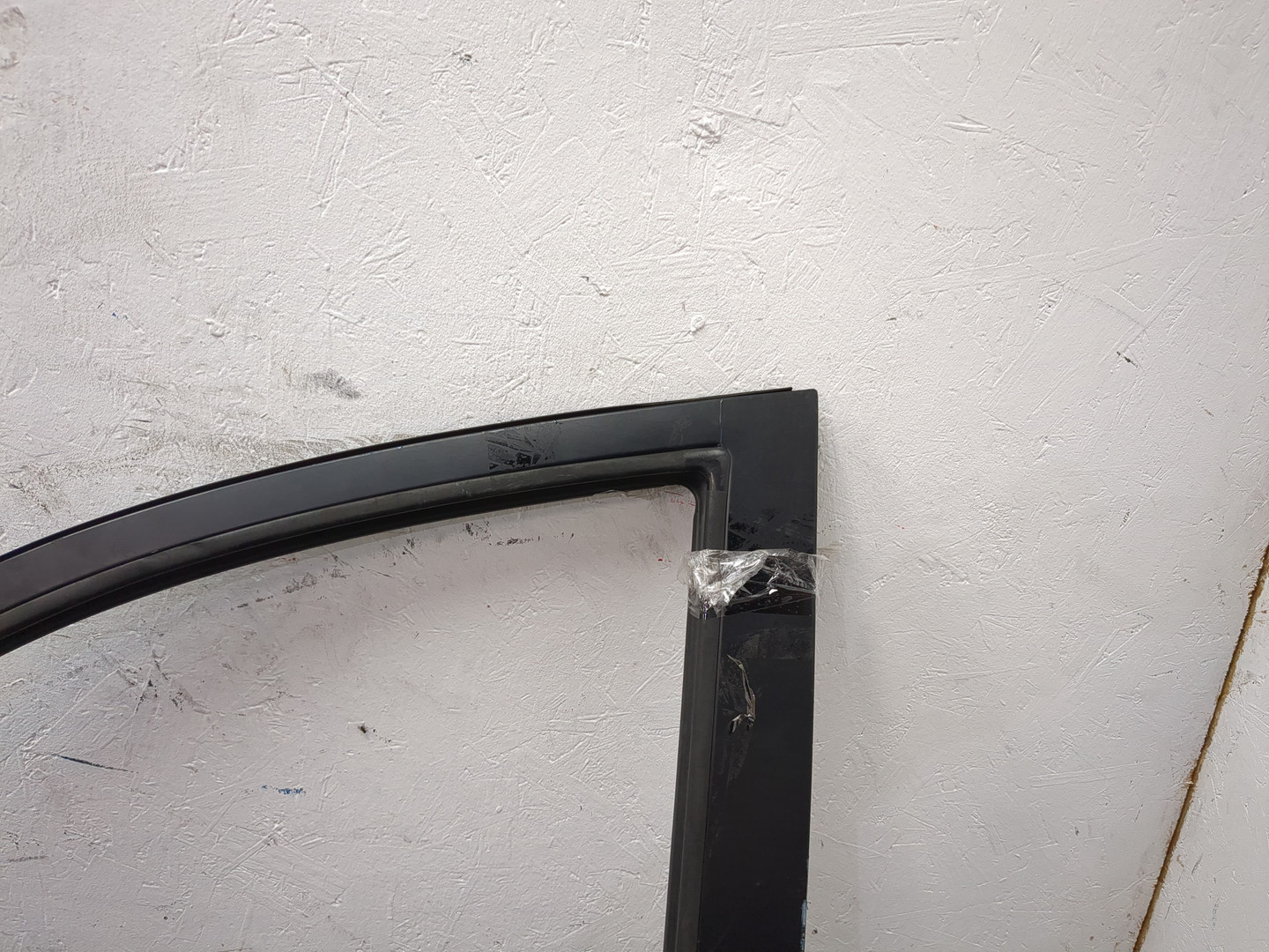 Дверь передняя левая