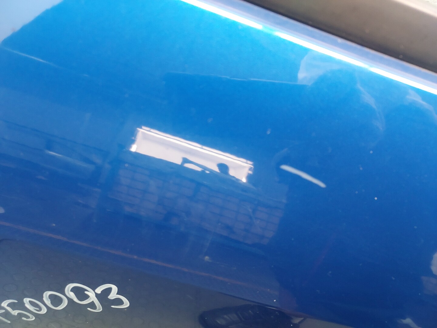 Дверь передняя левая