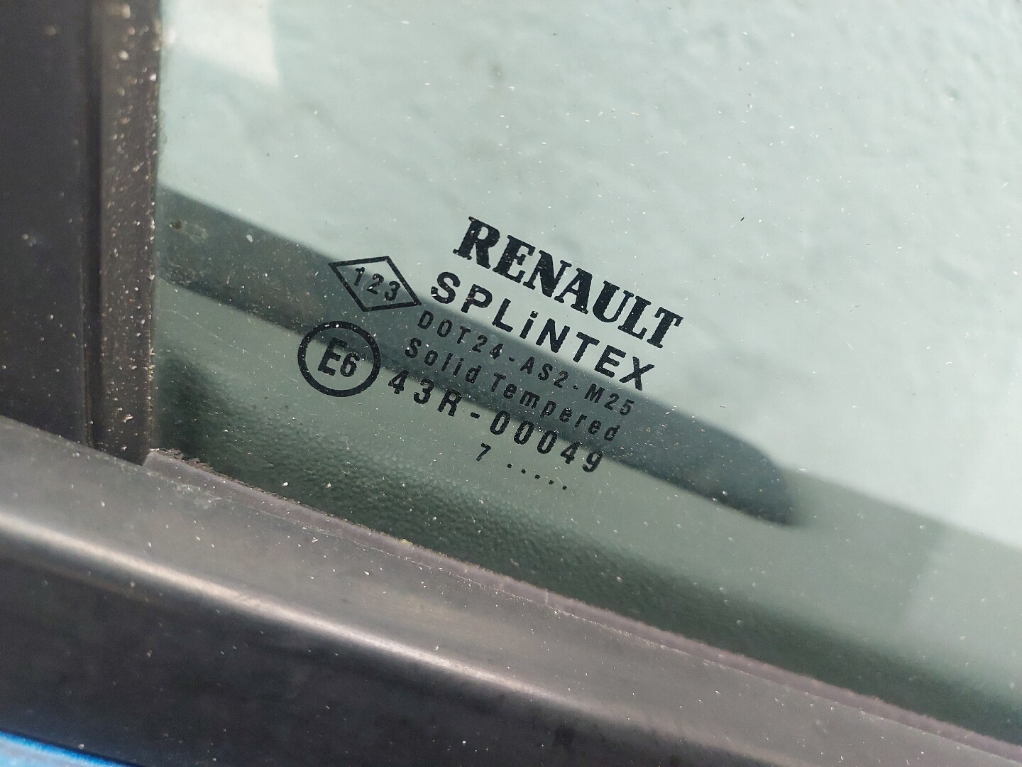 Дверь передняя правая