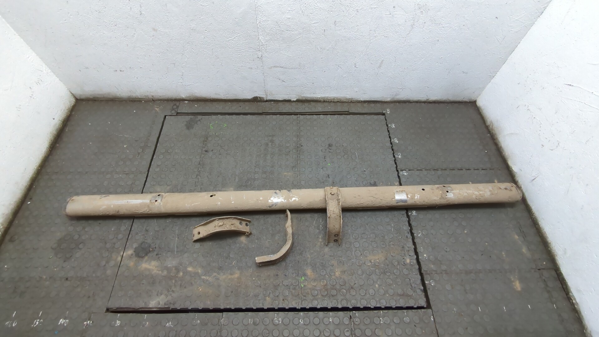 Подножка правая