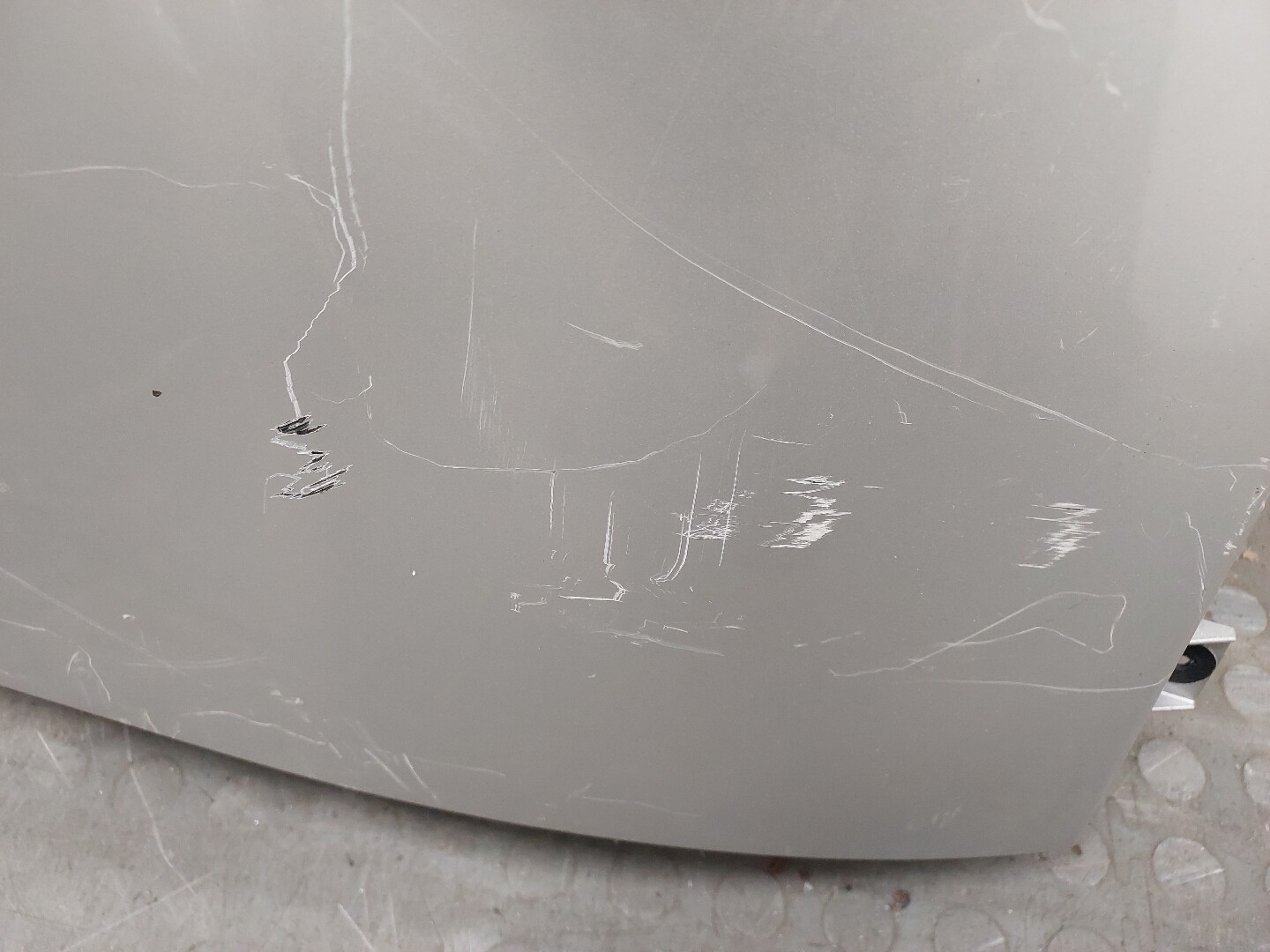 Крыло переднее левое