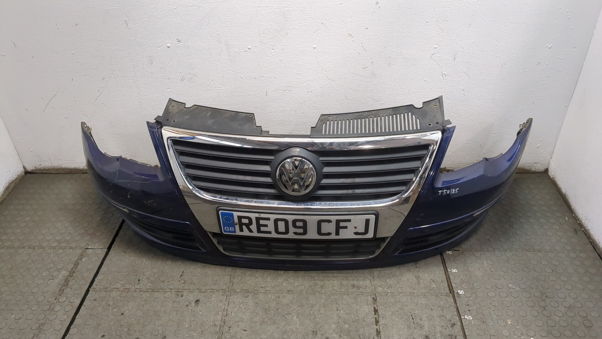 Бампер передний