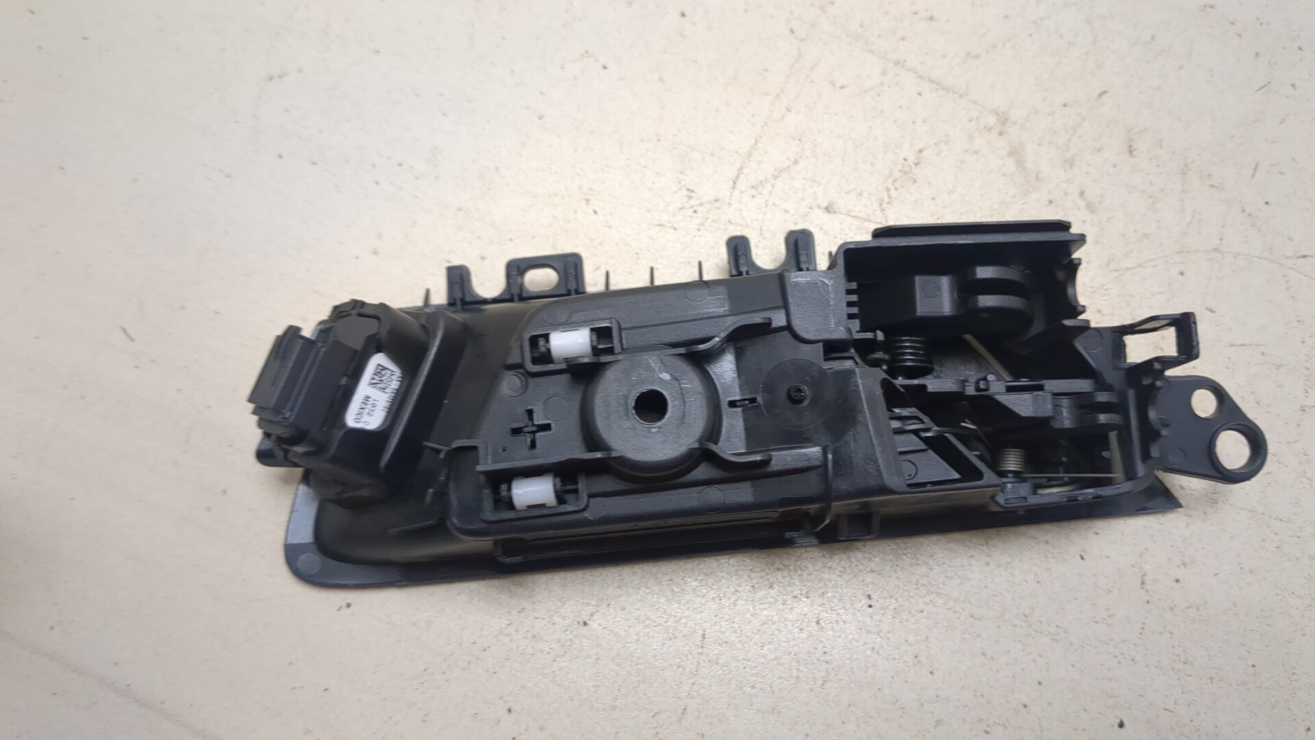 Ручка двери передней внутренняя правая