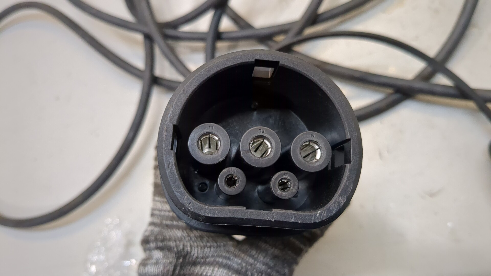 Зарядное устройство (кабель зарядный)