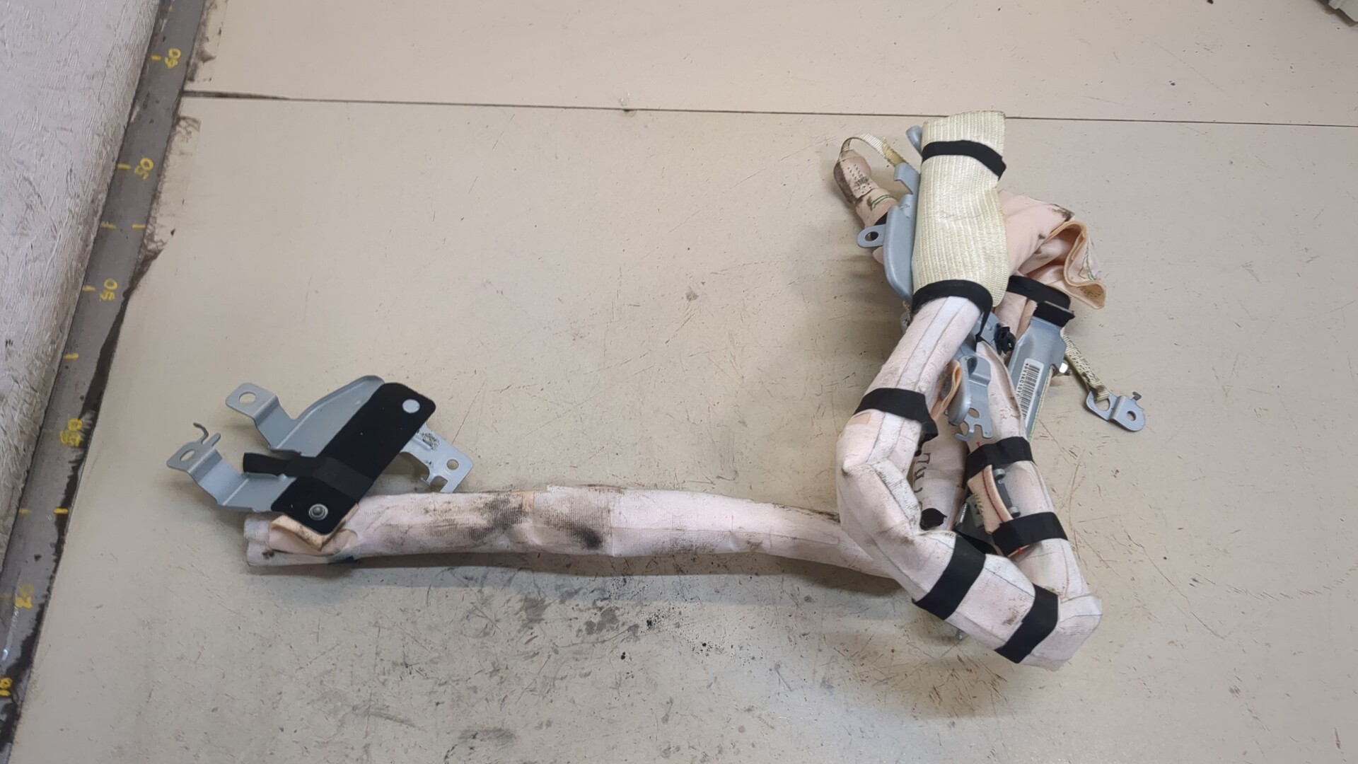 Подушка безопасности боковая (шторка)