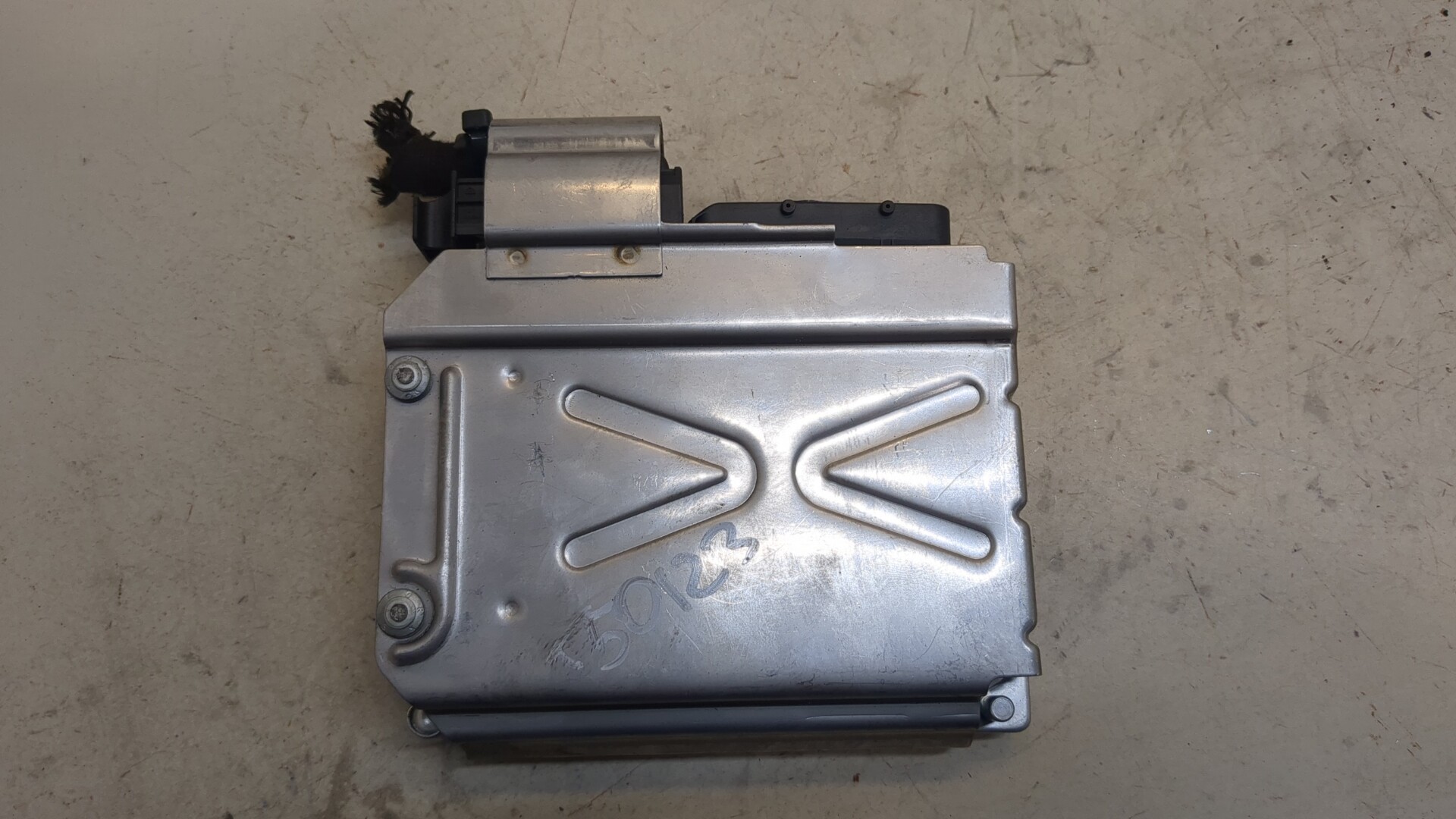 Блок управления двигателем