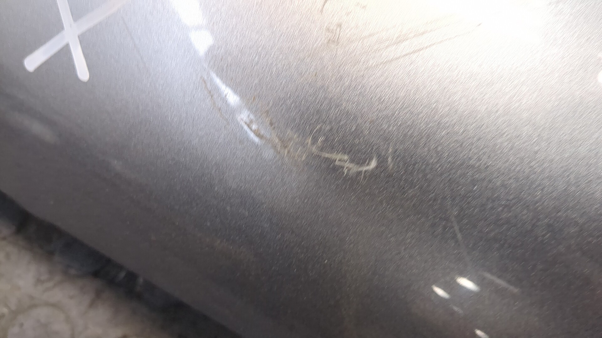 Крыло переднее правое