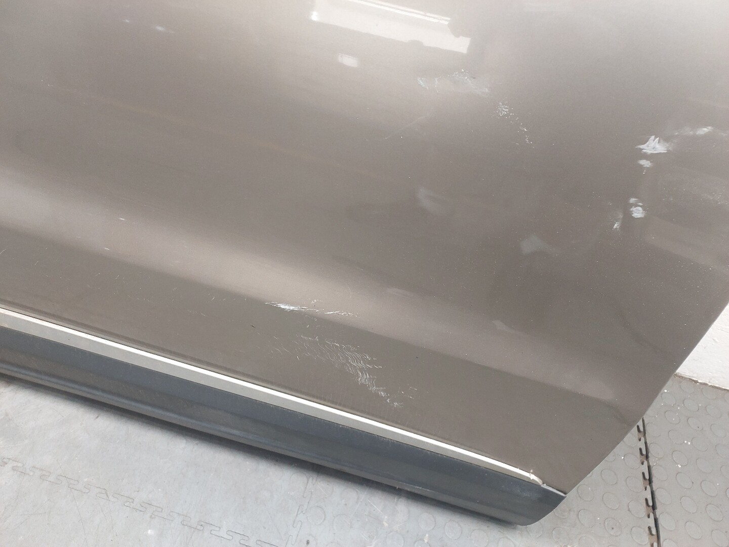 Дверь передняя правая