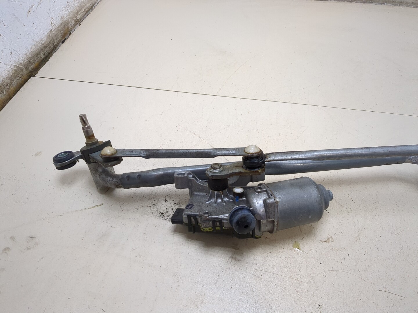 Трапеция стеклоочистителей