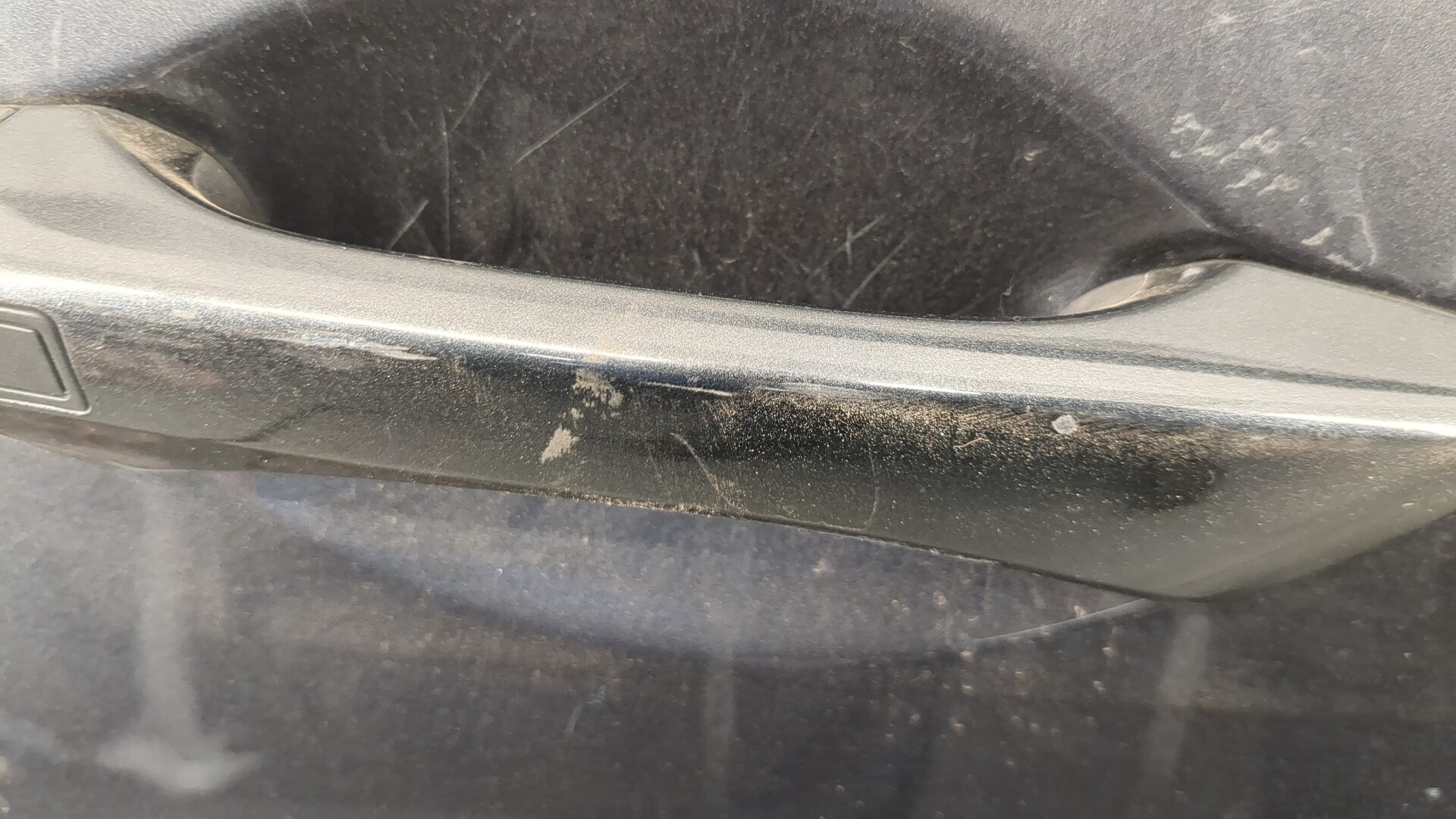 Дверь передняя правая