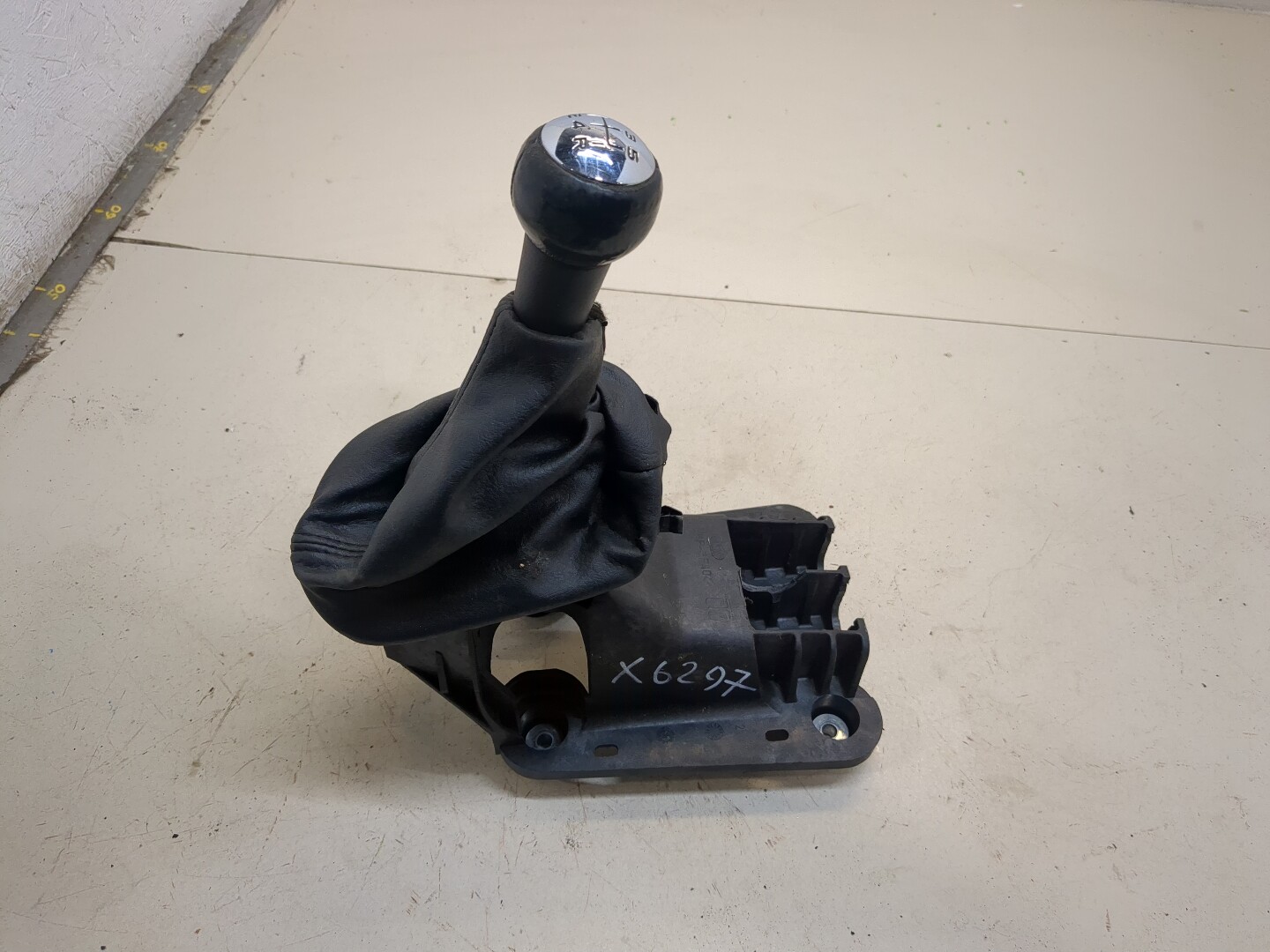 Кулиса МКПП / АКПП