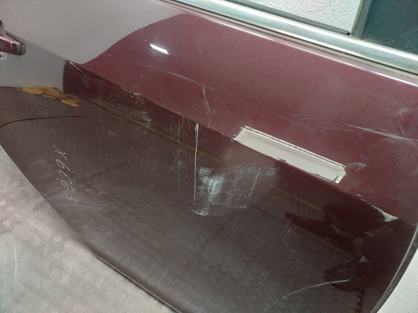 Дверь задняя правая