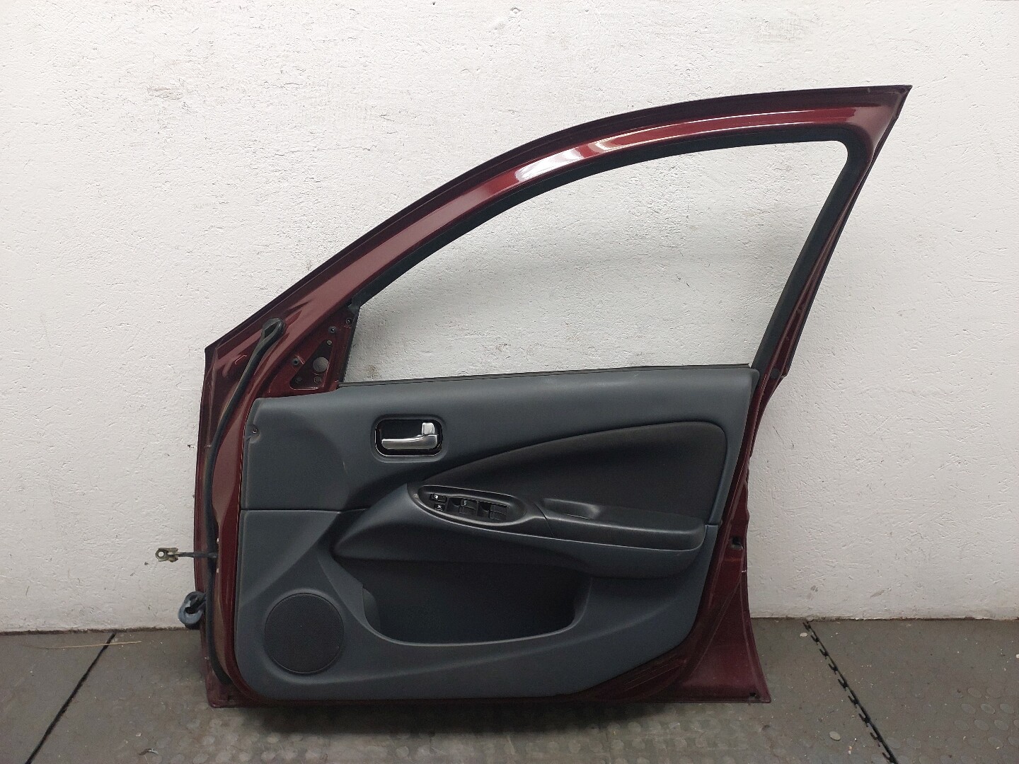 Дверь передняя правая