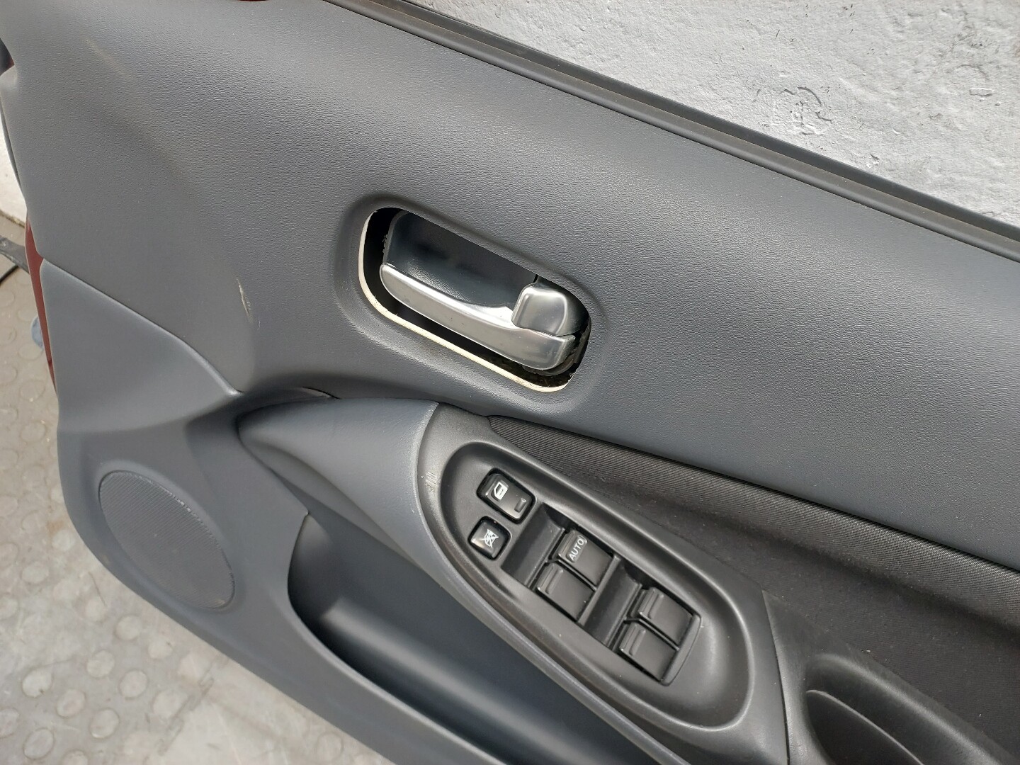 Дверь передняя правая