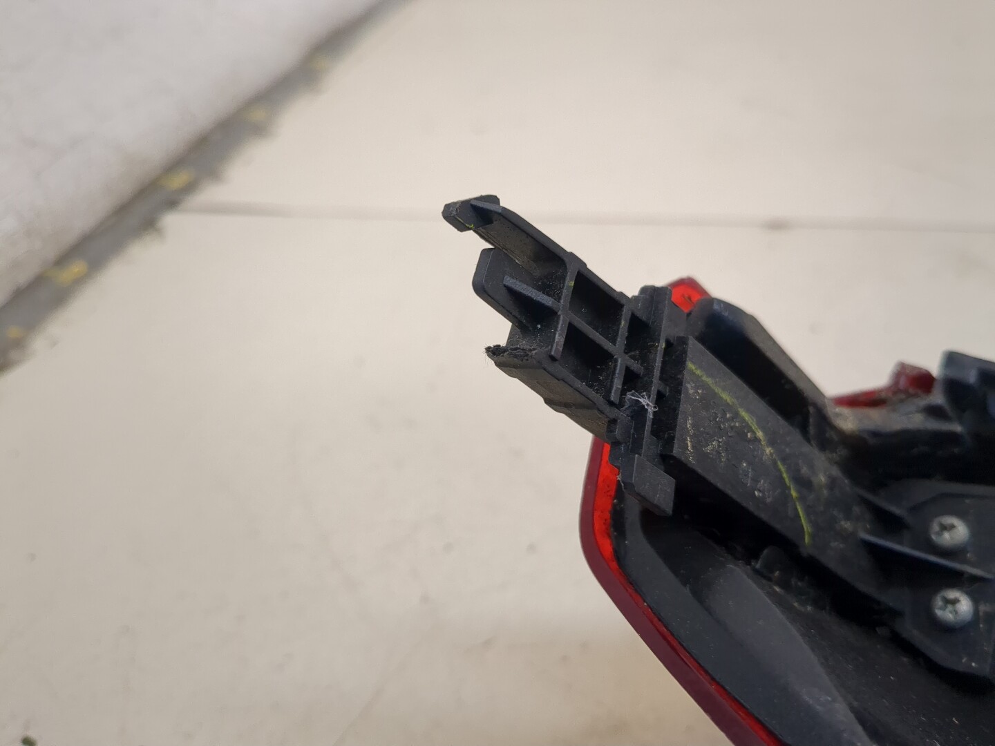 Фонарь задний правый