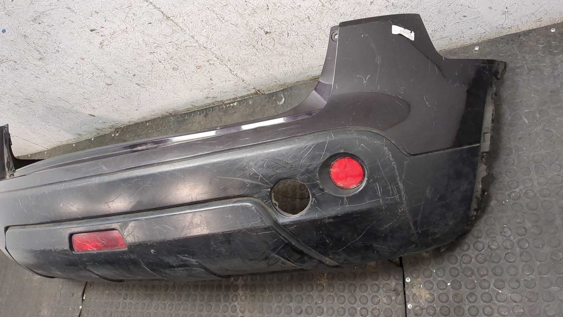 Бампер задний